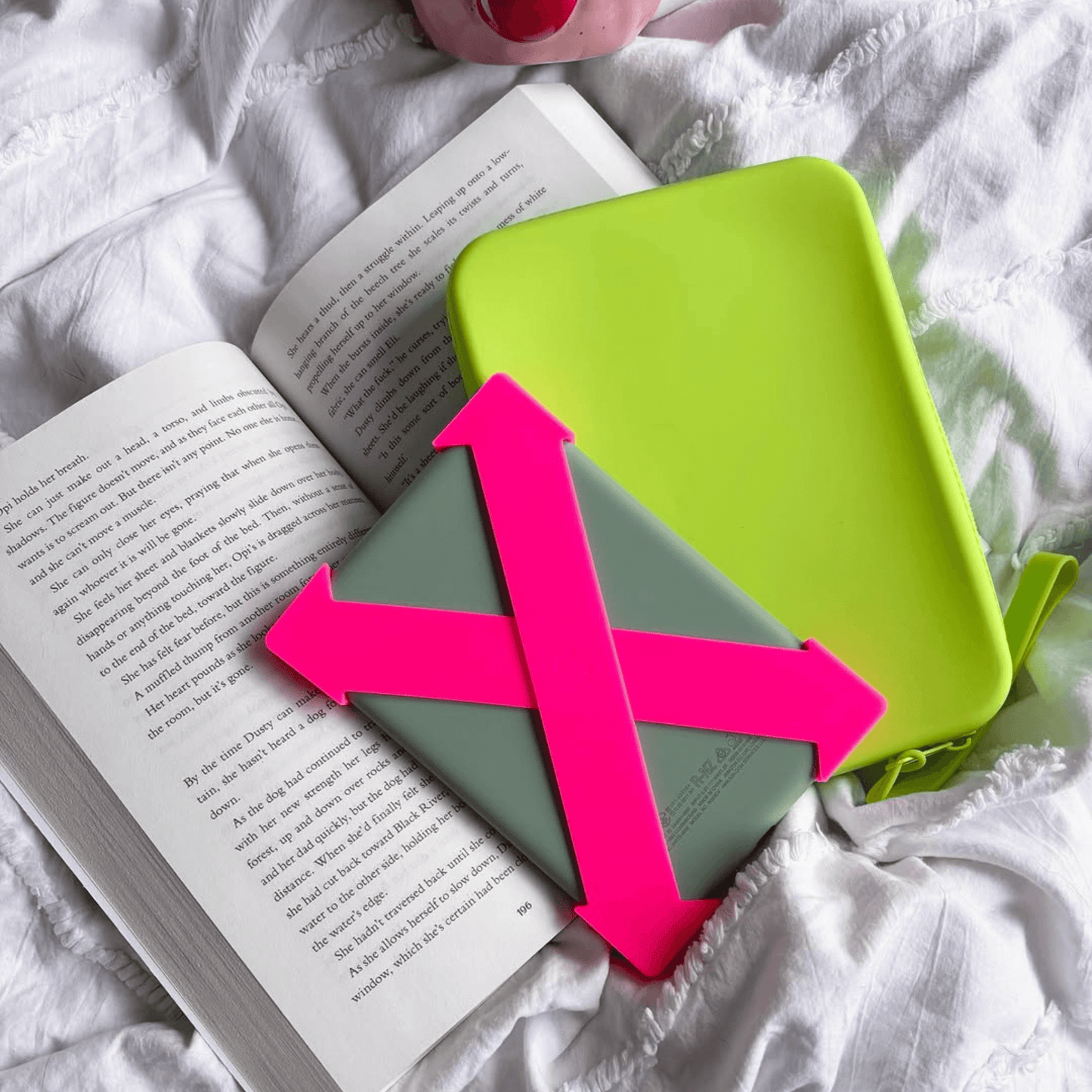 Straps for Kindle & Kobo